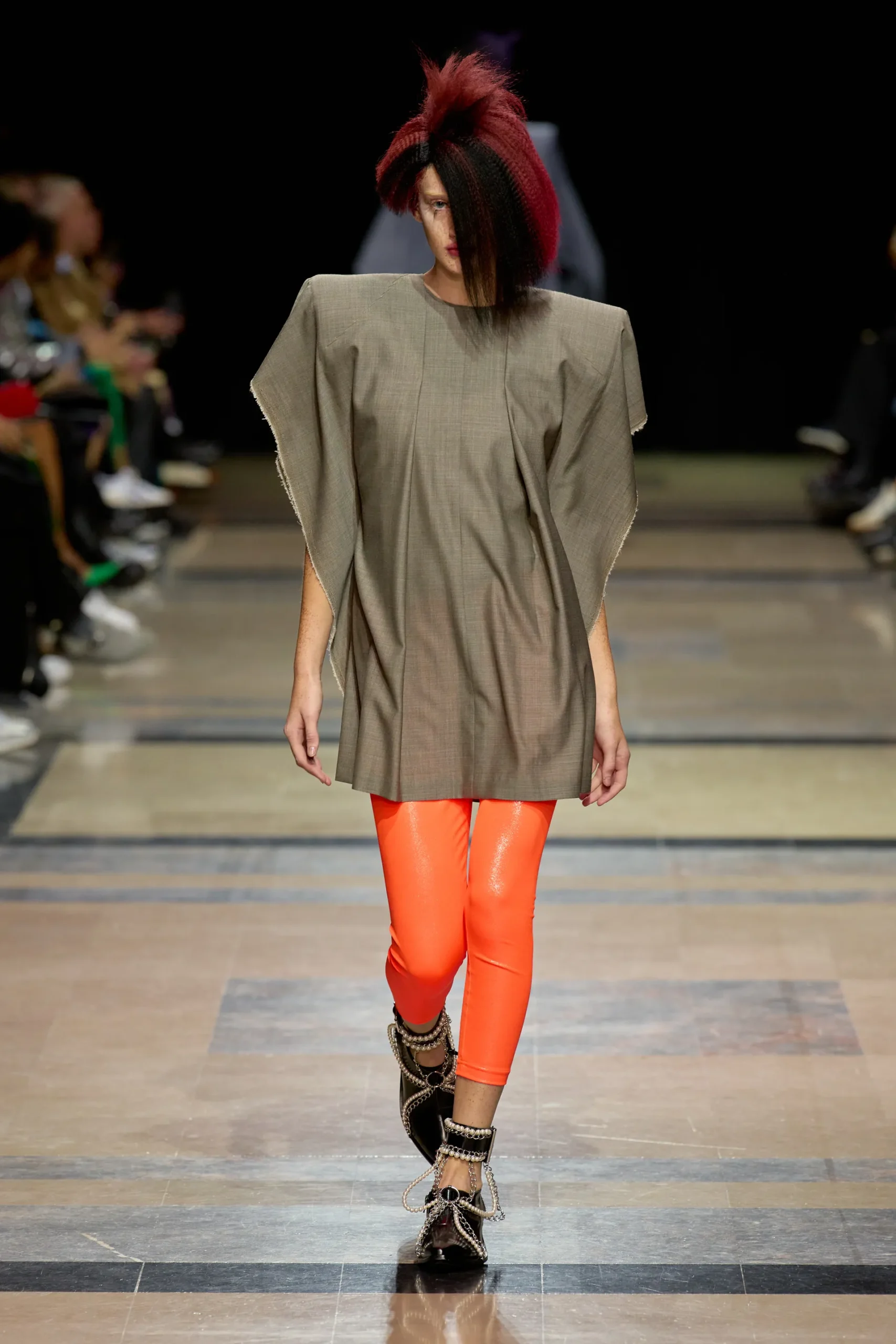 00010-junya-watanabe-spring-2023-ready-to-wear-credit-gorunway