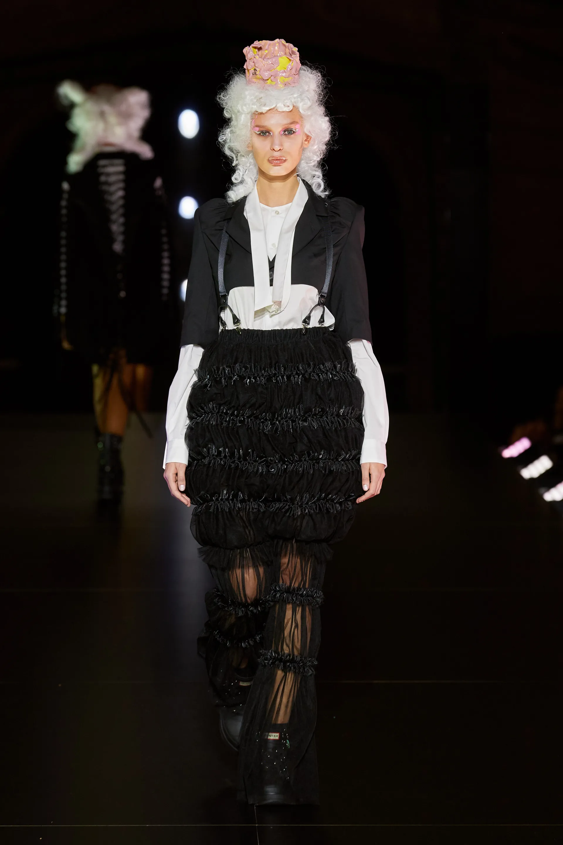 00010-noir-kei-ninomiya-spring-2023-ready-to-wear-credit-gorunway