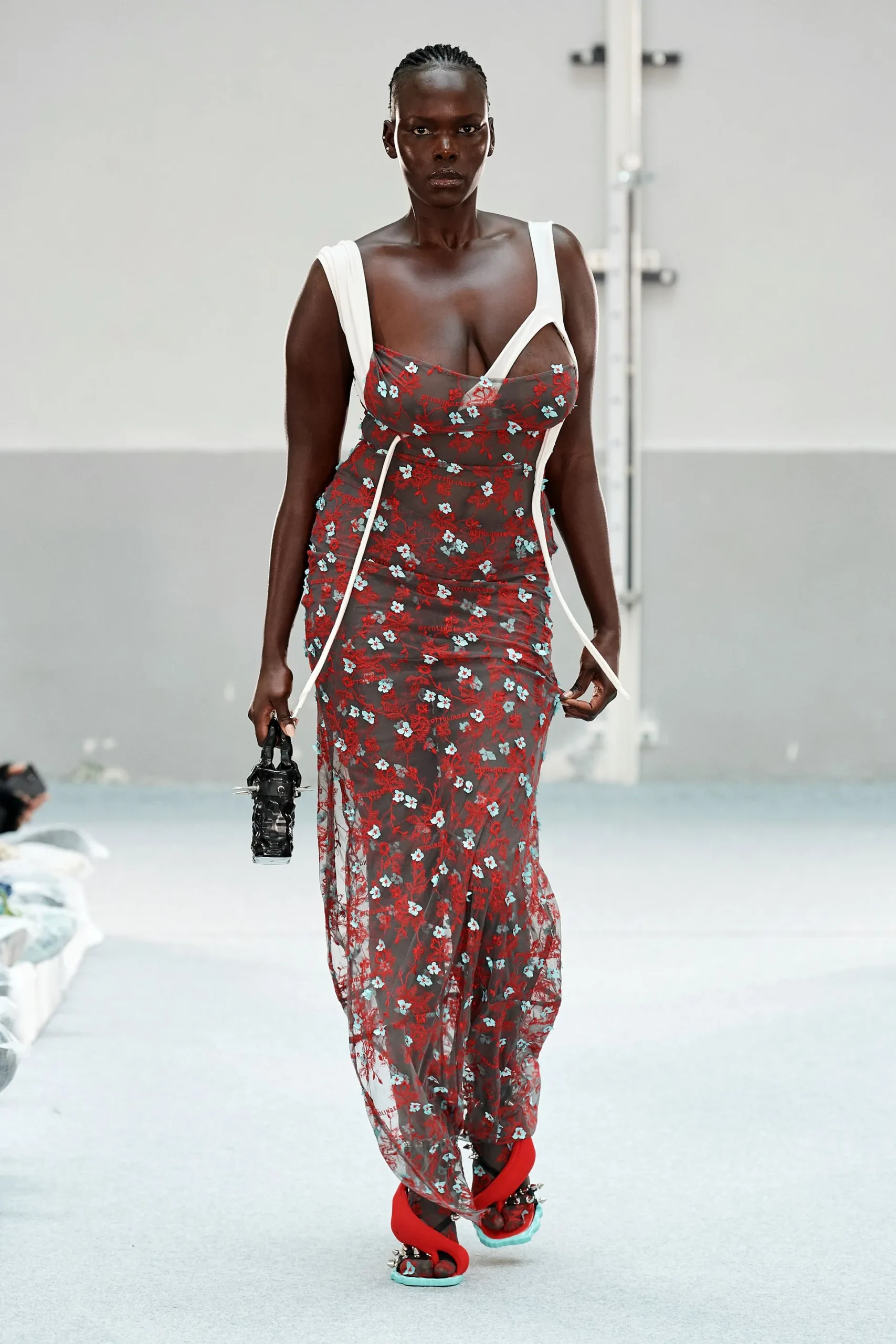 00010-ottolinger-spring-2023-ready-to-wear-credit-gorunway