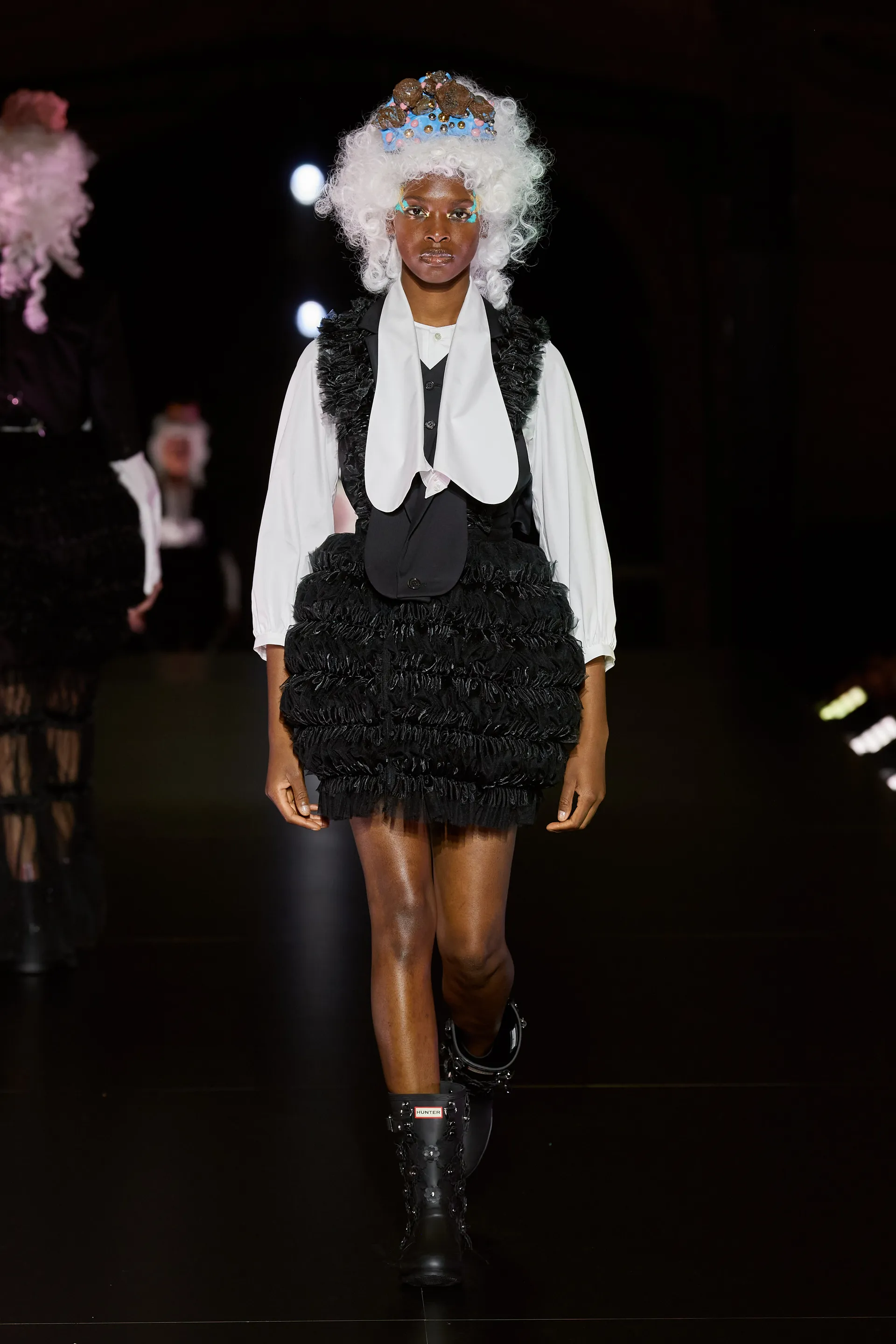 00011-noir-kei-ninomiya-spring-2023-ready-to-wear-credit-gorunway