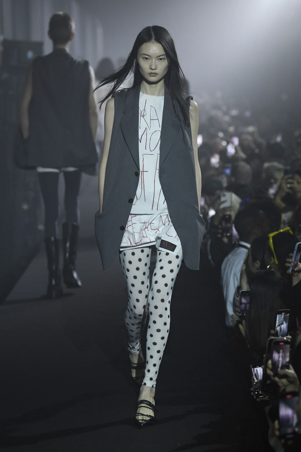 00011-raf-simons-spring-2023-ready-to-wear-credit-brand