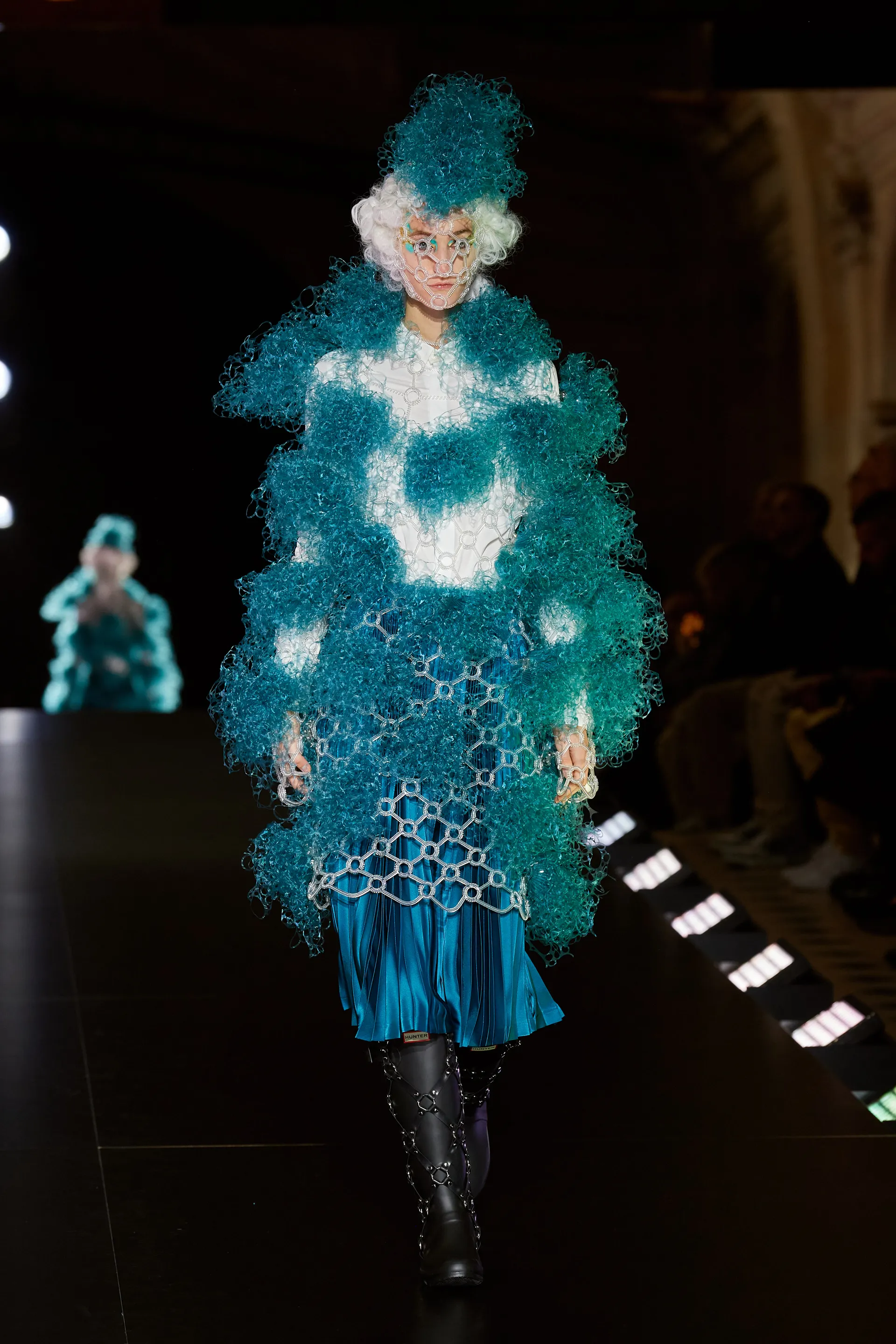 00012-noir-kei-ninomiya-spring-2023-ready-to-wear-credit-gorunway