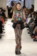 00016-sacai-spring-2023-ready-to-wear-credit-gorunway