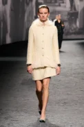 00017-chanel-spring-2023-ready-to-wear-credit-gorunway