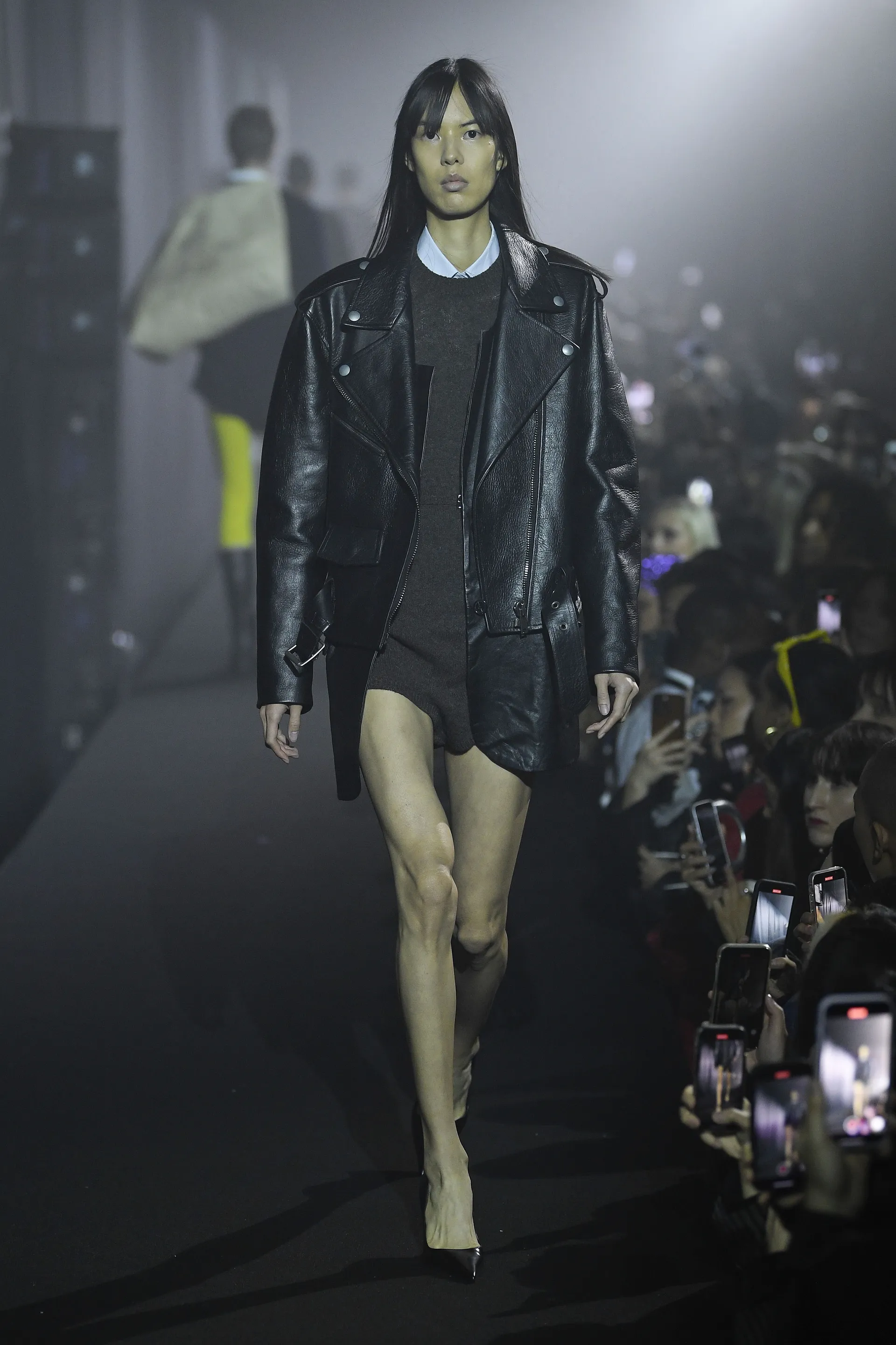 00017-raf-simons-spring-2023-ready-to-wear-credit-brand