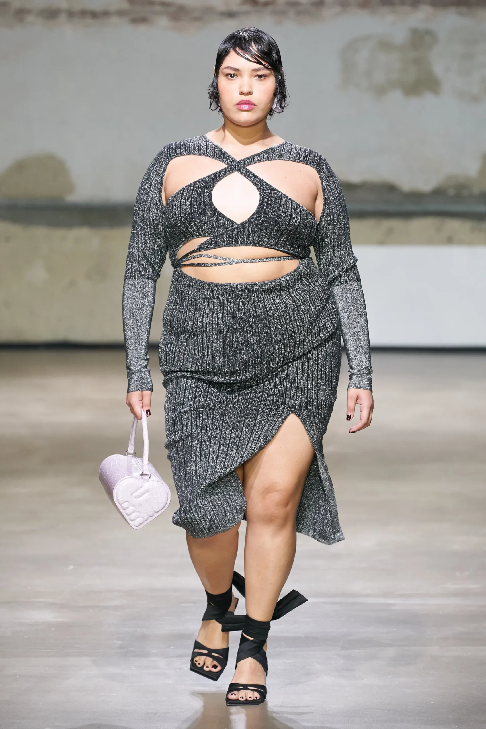 00018-ester-manas-spring-2023-ready-to-wear-credit-gorunway