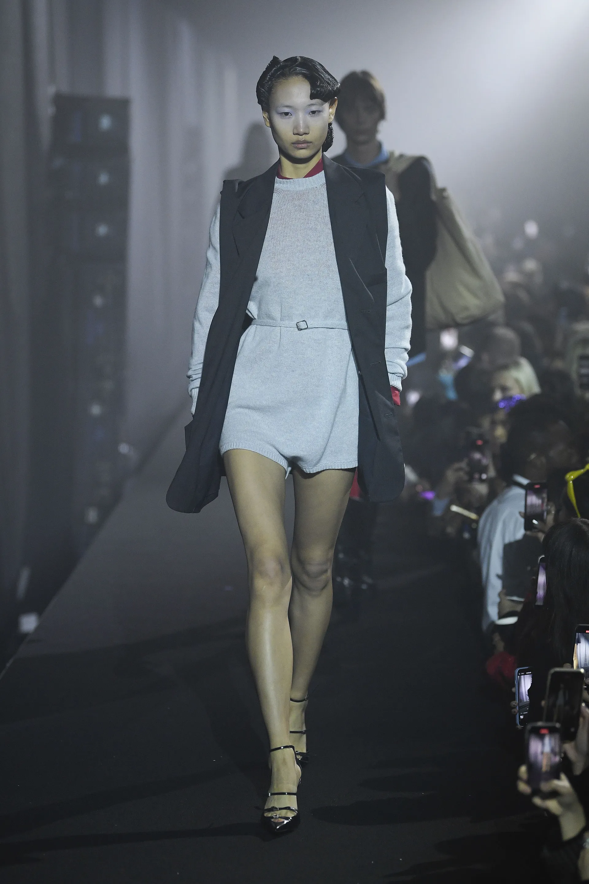 00018-raf-simons-spring-2023-ready-to-wear-credit-brand