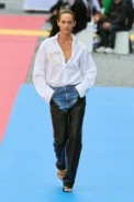 00018-stella-mccartney-spring-2023-ready-to-wear-credit-gorunway
