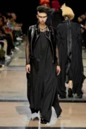 00019-junya-watanabe-spring-2023-ready-to-wear-credit-gorunway