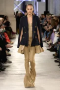 00020-sacai-spring-2023-ready-to-wear-credit-gorunway