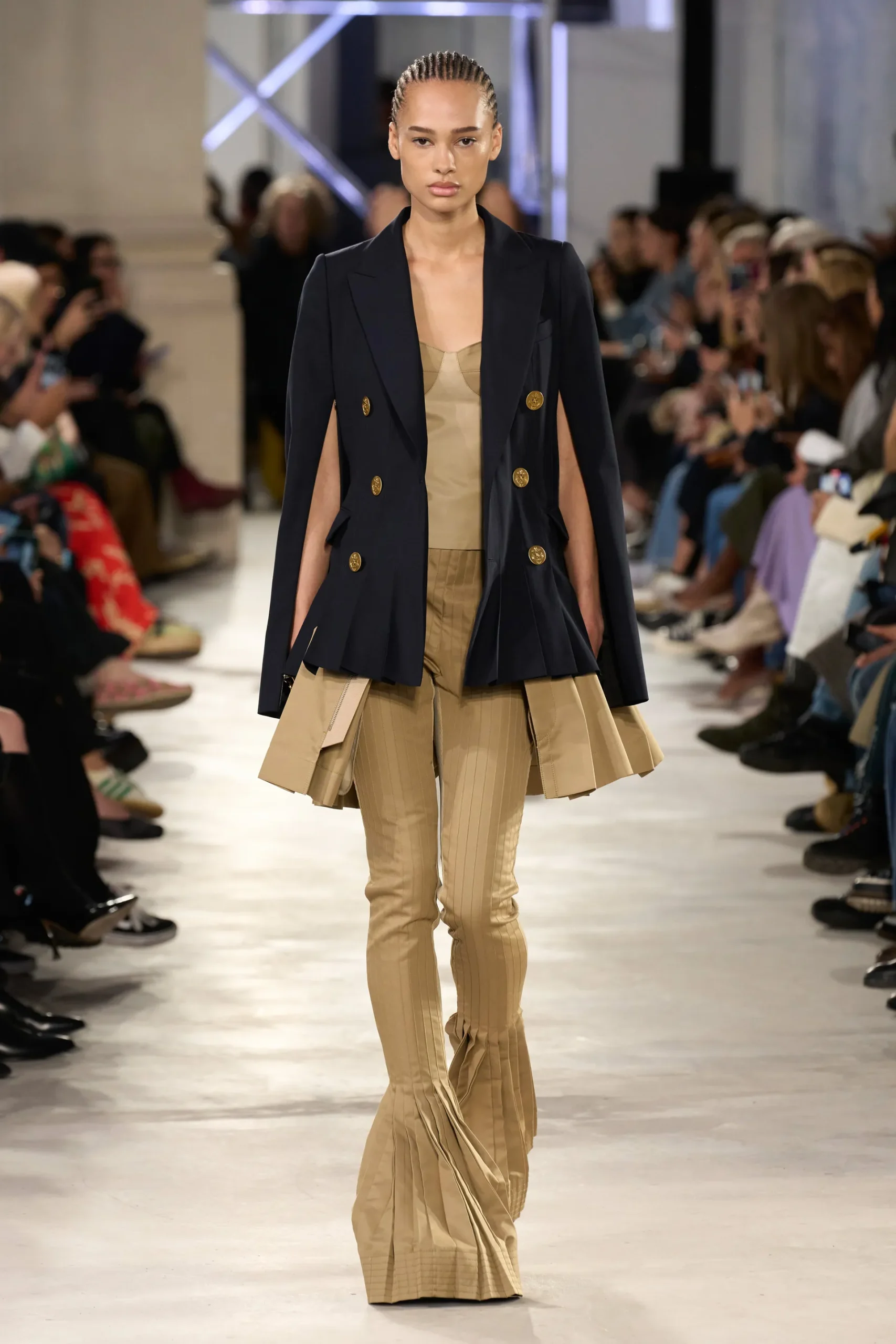 00020-sacai-spring-2023-ready-to-wear-credit-gorunway
