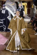 00020-thom-browne-spring-2023-ready-to-wear-credit-gorunway