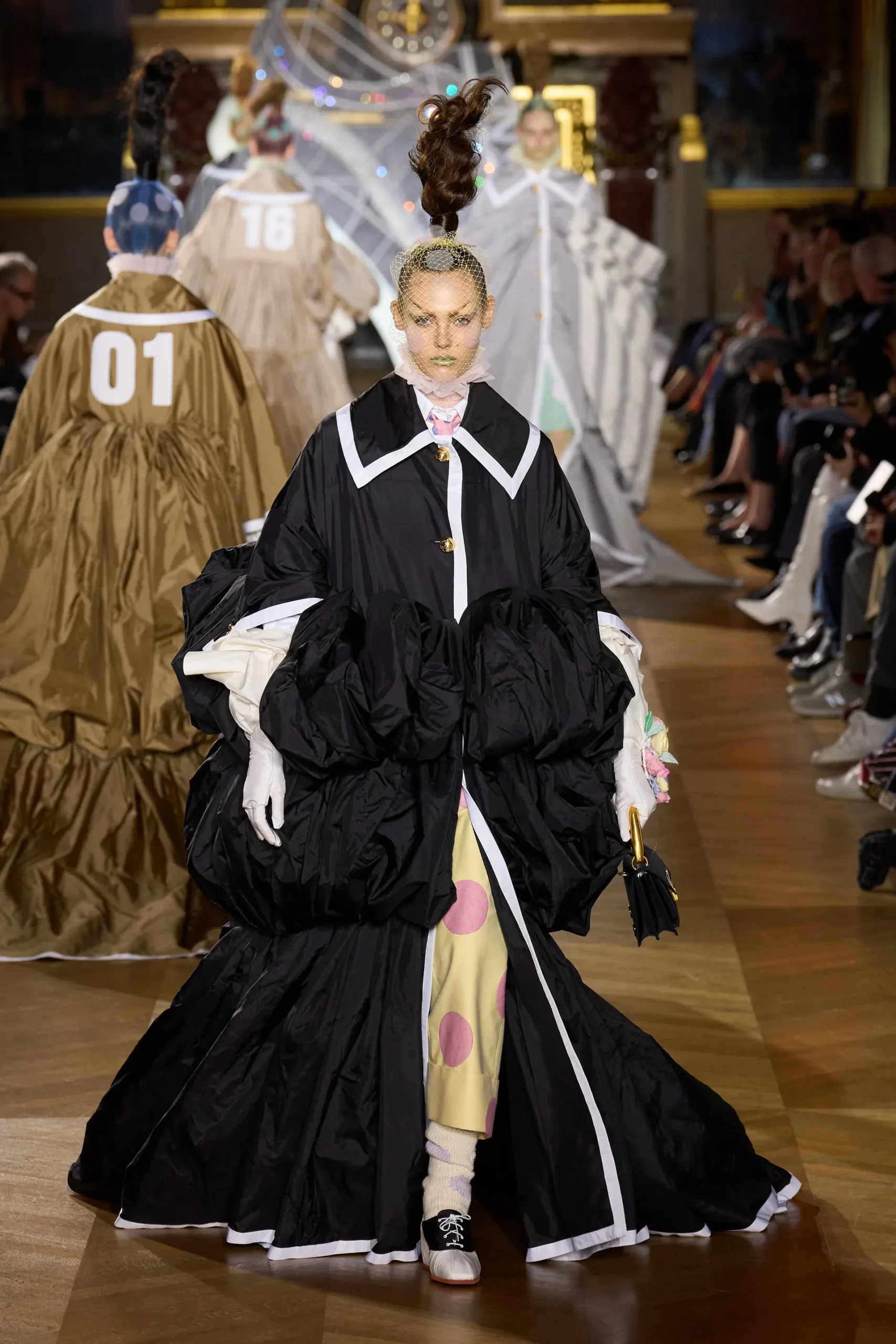 00021-thom-browne-spring-2023-ready-to-wear-credit-gorunway
