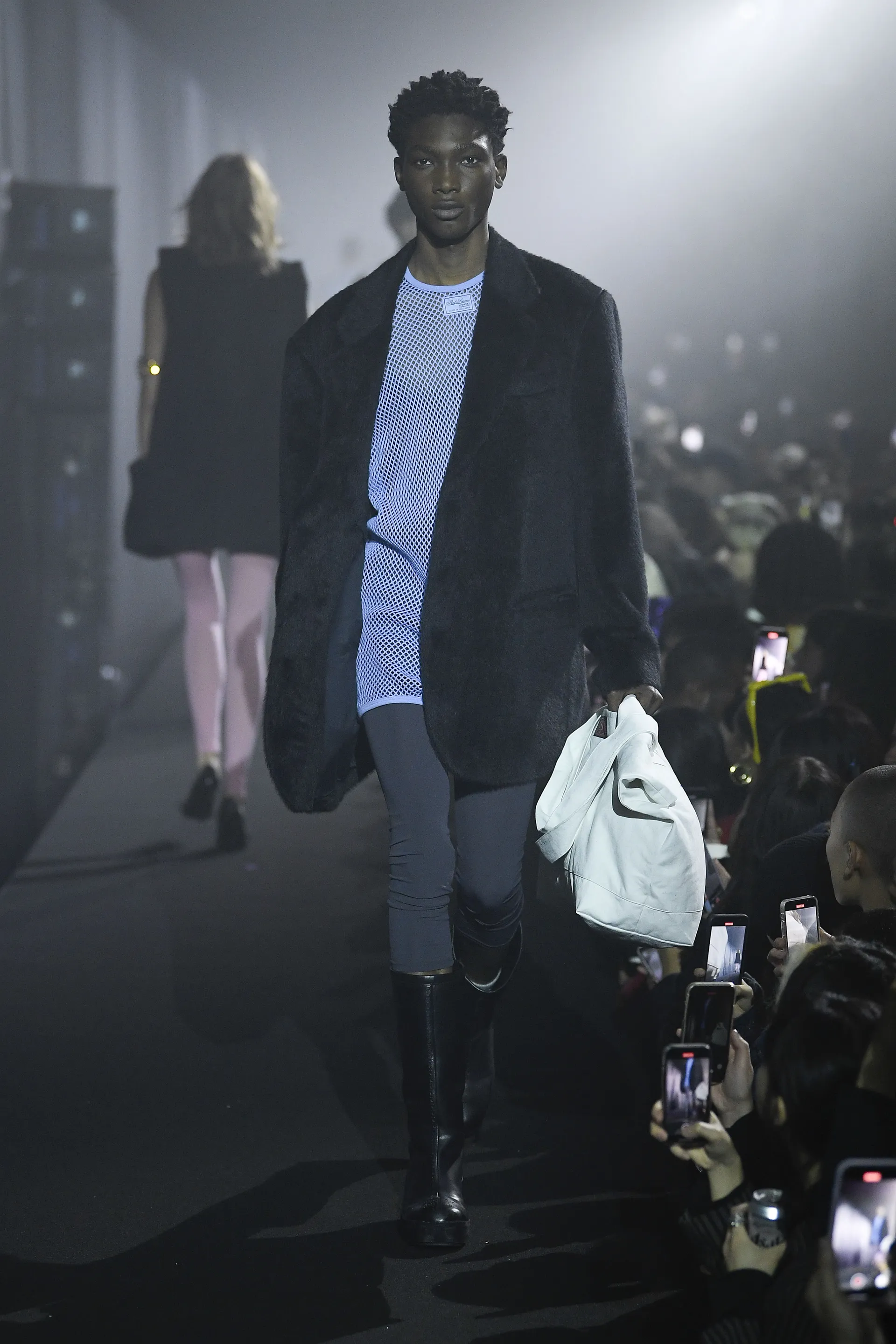 00022-raf-simons-spring-2023-ready-to-wear-credit-brand