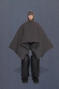 00022-yeezy-spring-2023-ready-to-wear-credit-brand