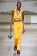 00023-ester-manas-spring-2023-ready-to-wear-credit-gorunway