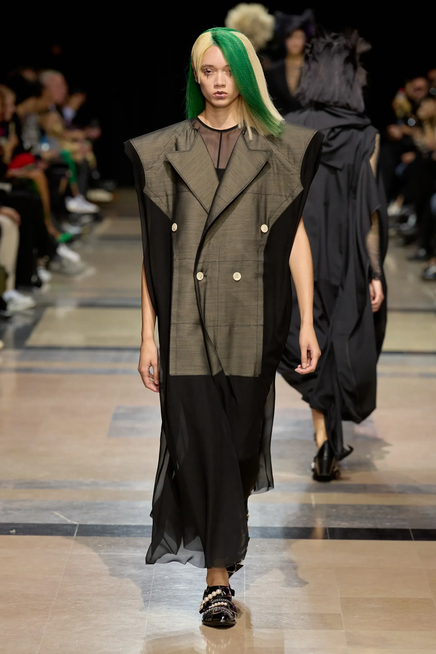 00023-junya-watanabe-spring-2023-ready-to-wear-credit-gorunway
