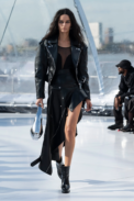 00024-alexander-mcqueen-spring-2023-ready-to-wear-credit-brand