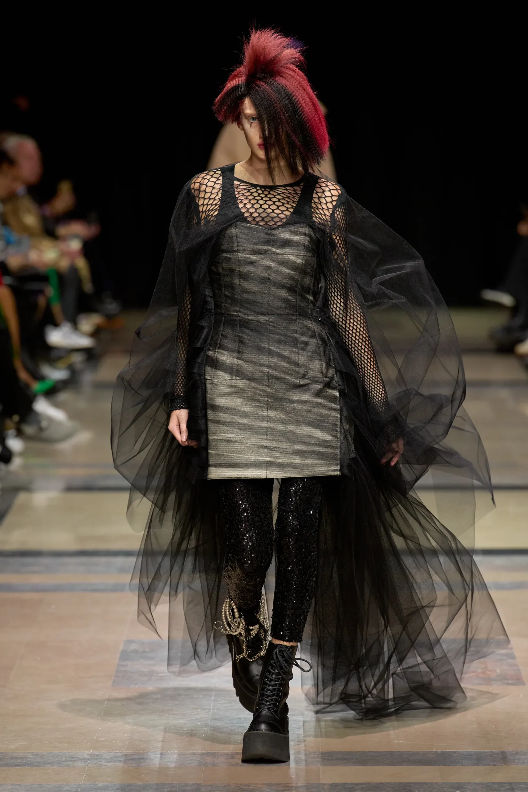 00026-junya-watanabe-spring-2023-ready-to-wear-credit-gorunway