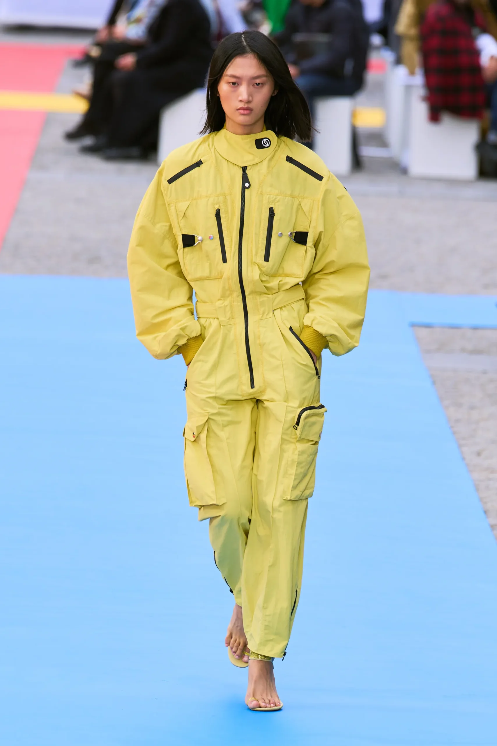 00027-stella-mccartney-spring-2023-ready-to-wear-credit-gorunway