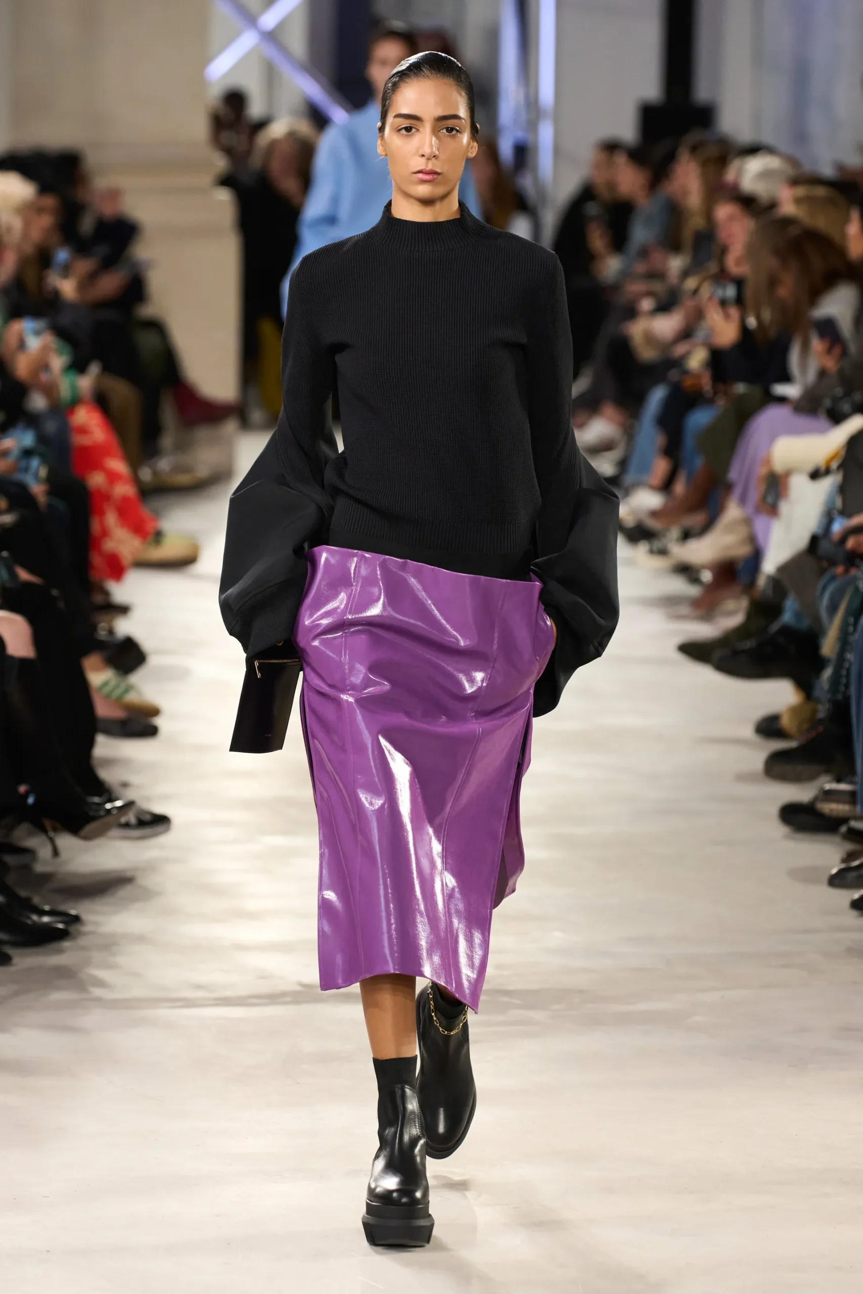 00028-sacai-spring-2023-ready-to-wear-credit-gorunway