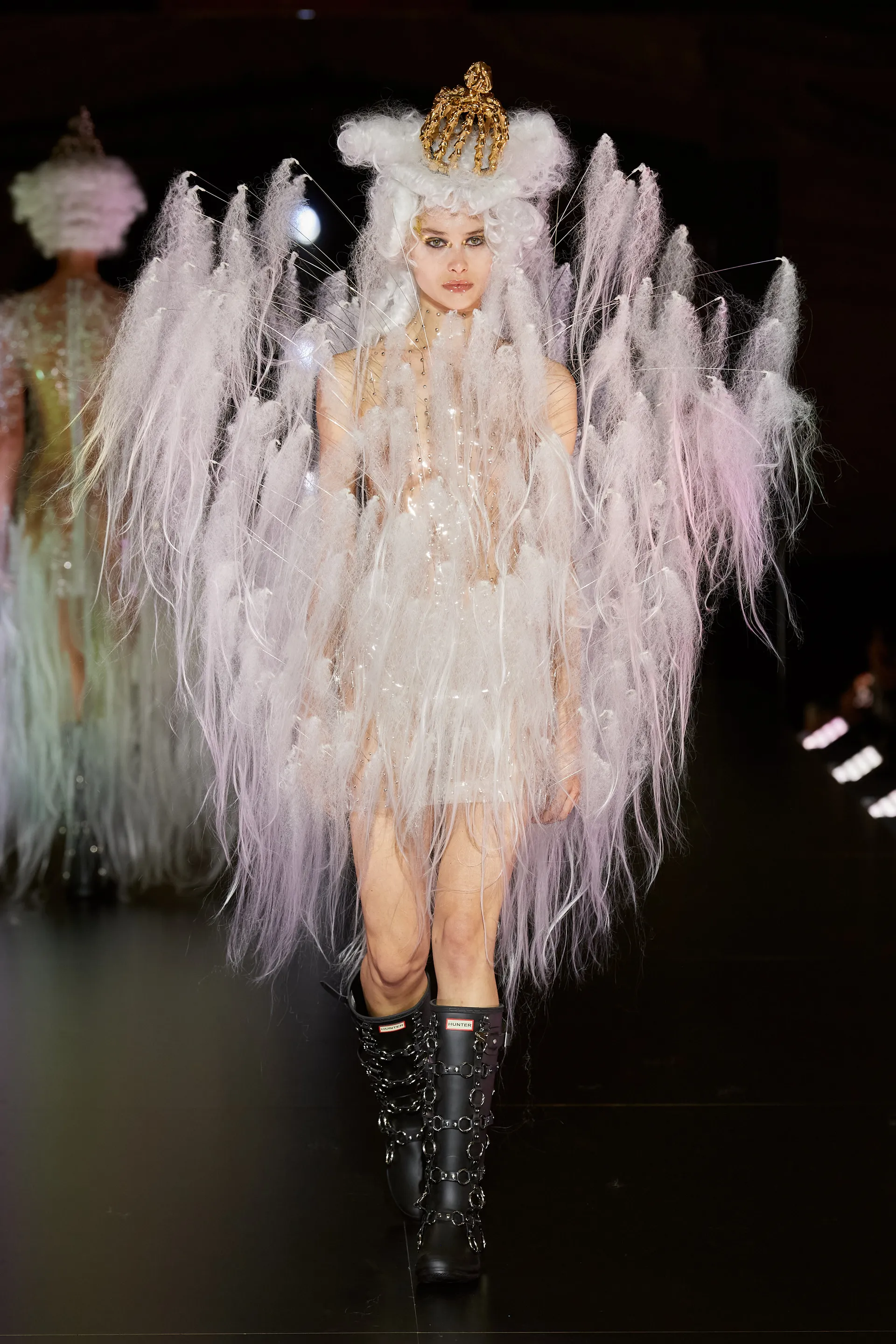 00029-noir-kei-ninomiya-spring-2023-ready-to-wear-credit-gorunway
