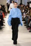 00029-sacai-spring-2023-ready-to-wear-credit-gorunway