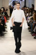 00030-sacai-spring-2023-ready-to-wear-credit-gorunway