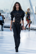 00032-alexander-mcqueen-spring-2023-ready-to-wear-credit-brand