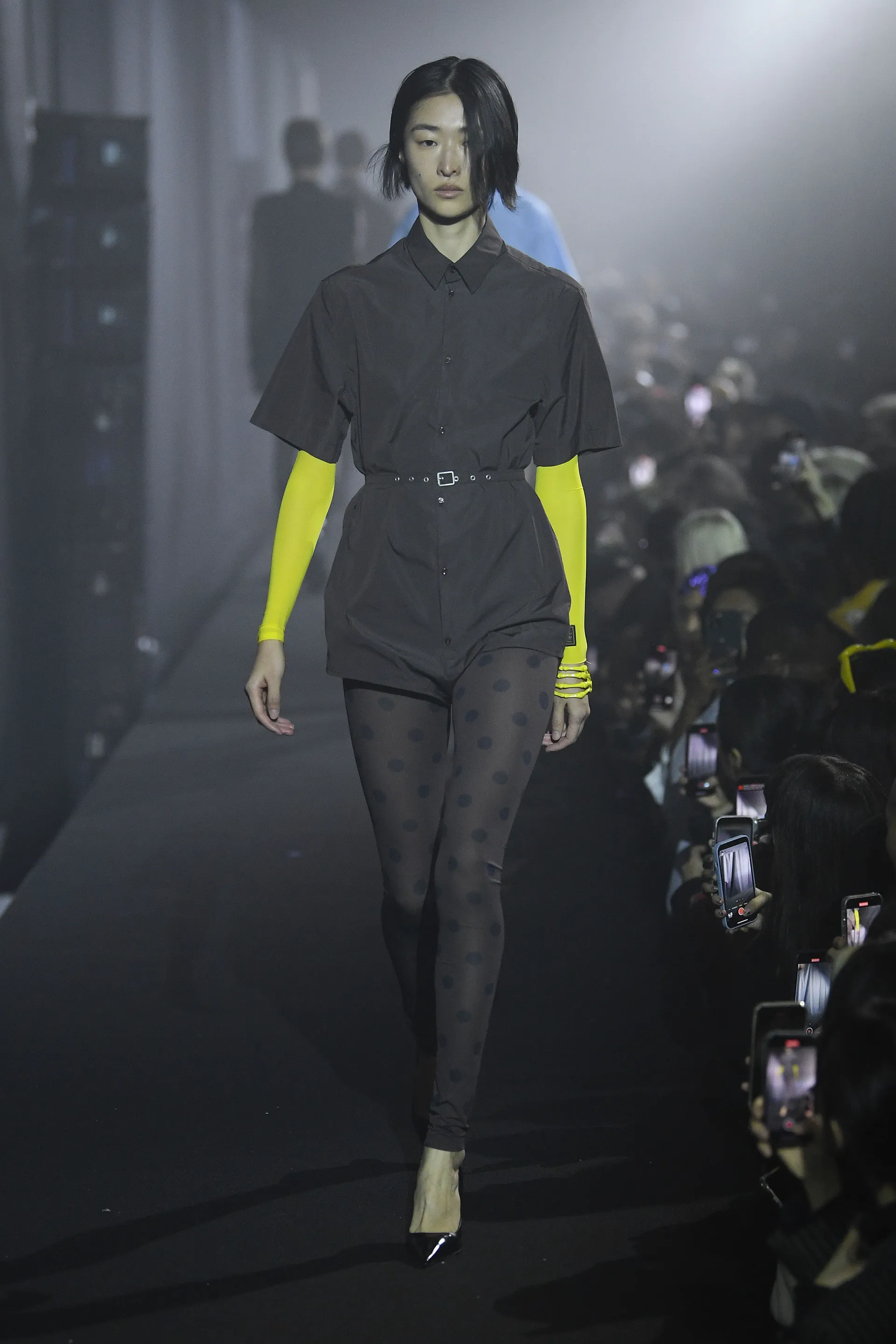 00033-raf-simons-spring-2023-ready-to-wear-credit-brand