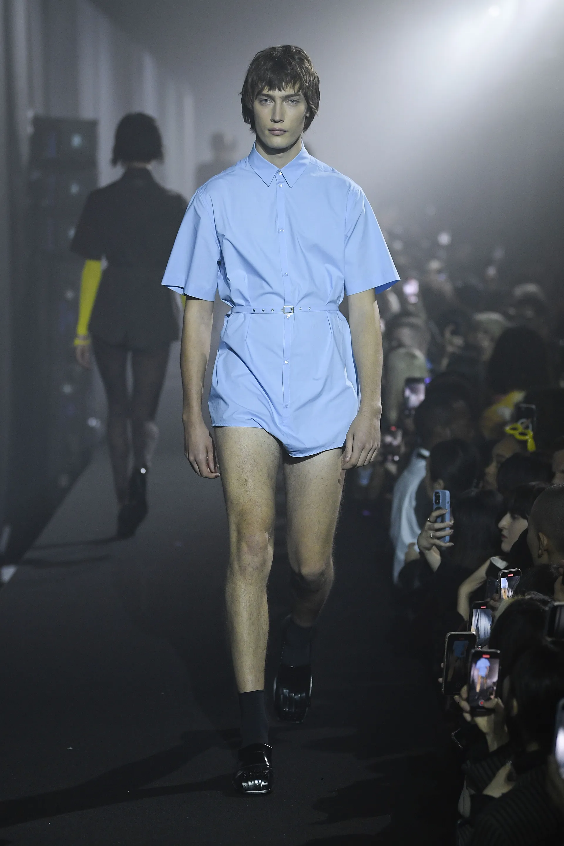 00034-raf-simons-spring-2023-ready-to-wear-credit-brand