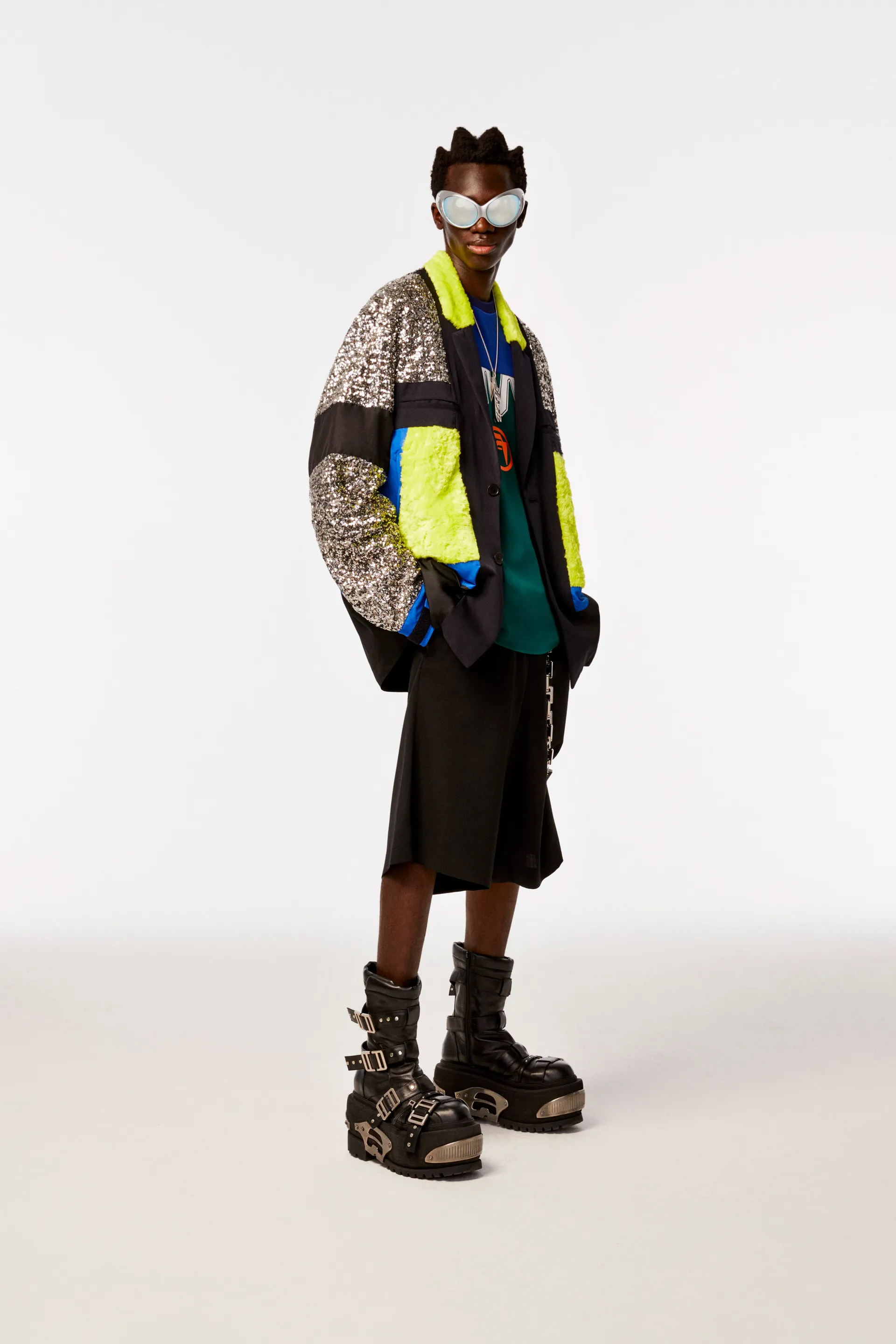 00039-ambush-spring-2023-ready-to-wear-credit-brand