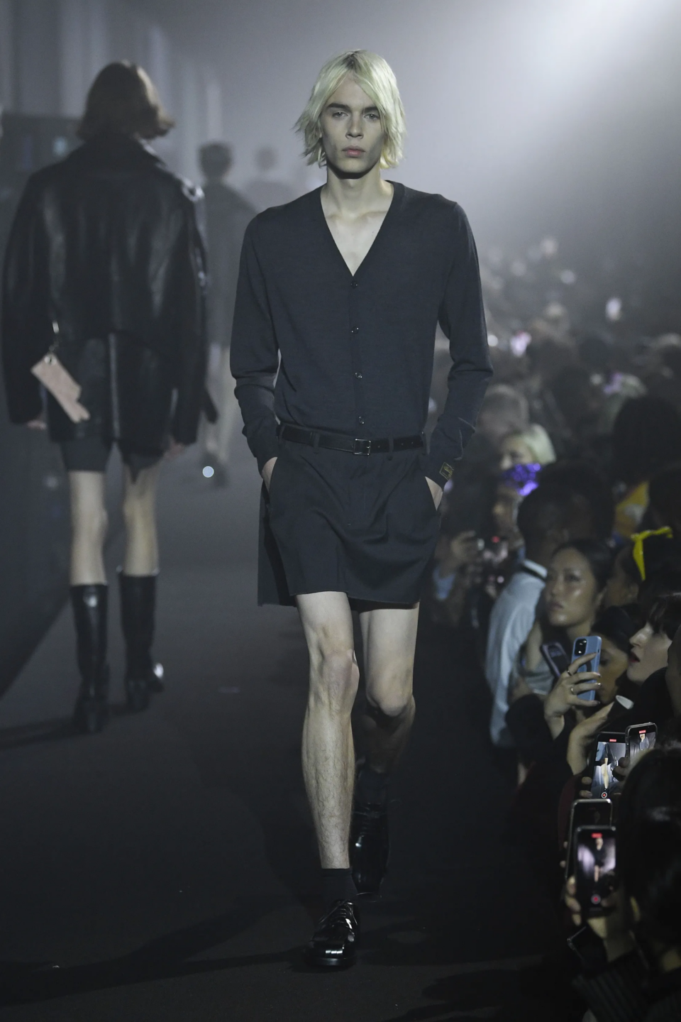 00039-raf-simons-spring-2023-ready-to-wear-credit-brand