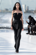 00040-alexander-mcqueen-spring-2023-ready-to-wear-credit-brand