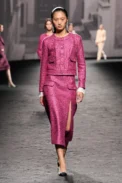 00040-chanel-spring-2023-ready-to-wear-credit-gorunway