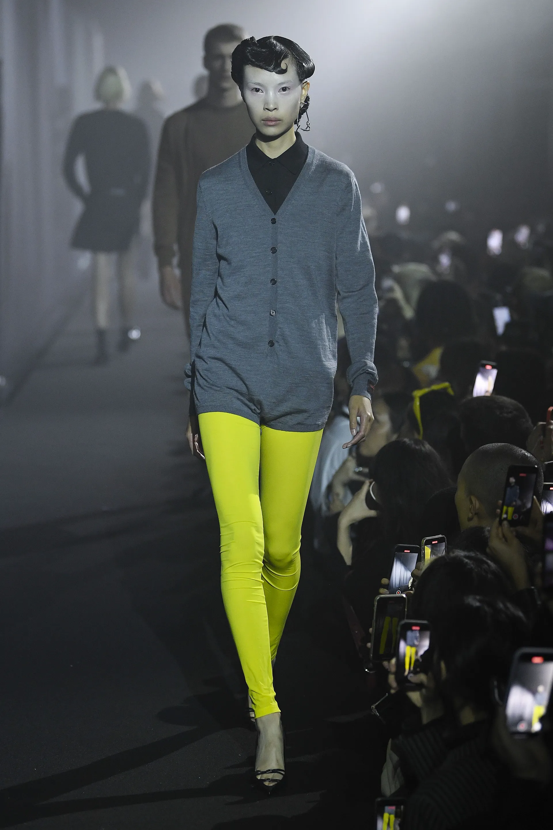 00040-raf-simons-spring-2023-ready-to-wear-credit-brand