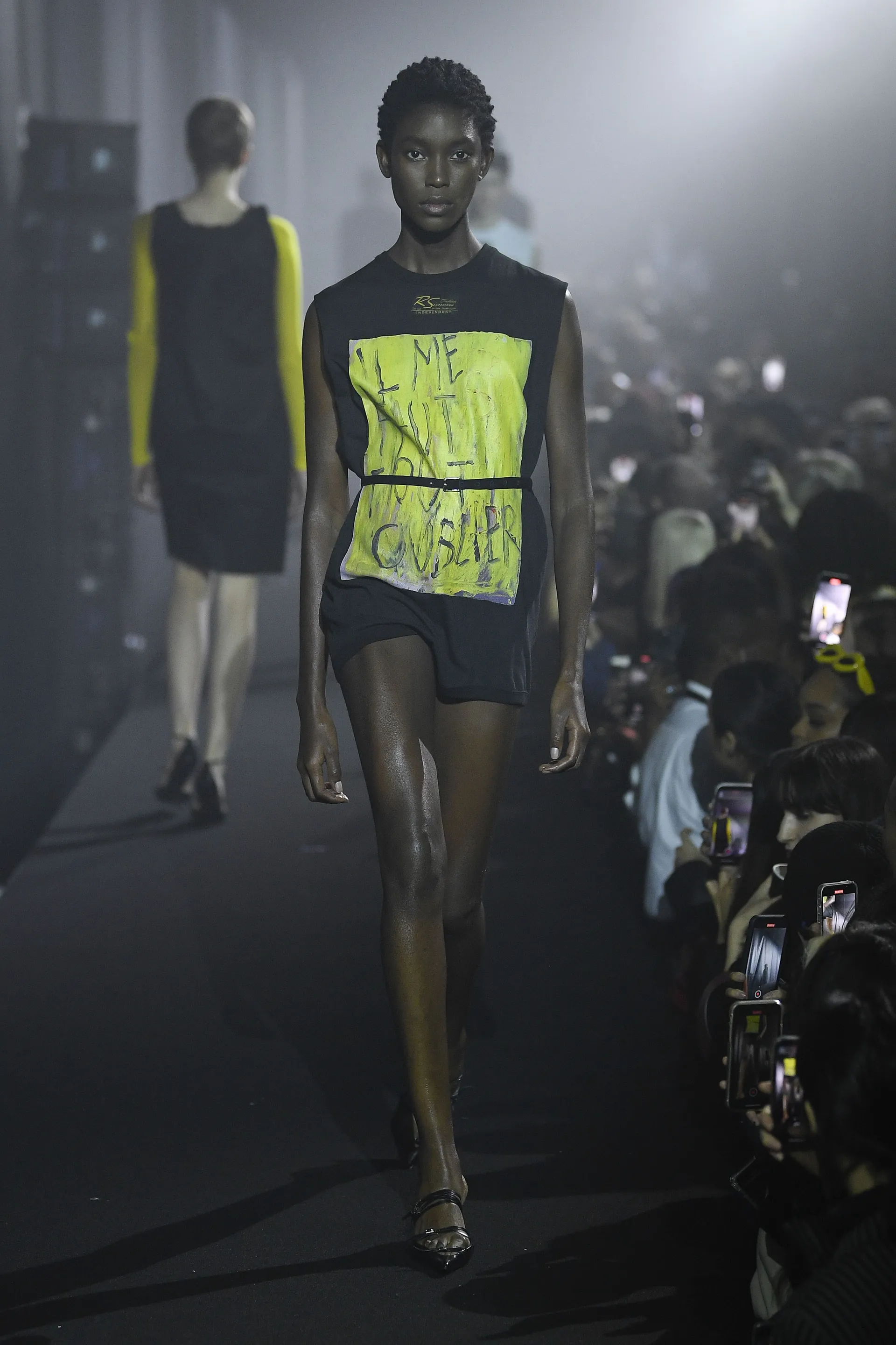 00044-raf-simons-spring-2023-ready-to-wear-credit-brand