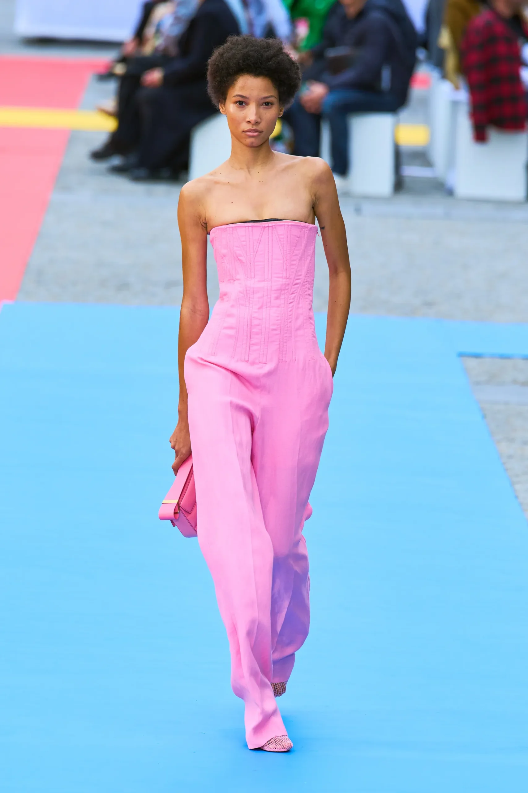 00045-stella-mccartney-spring-2023-ready-to-wear-credit-gorunway