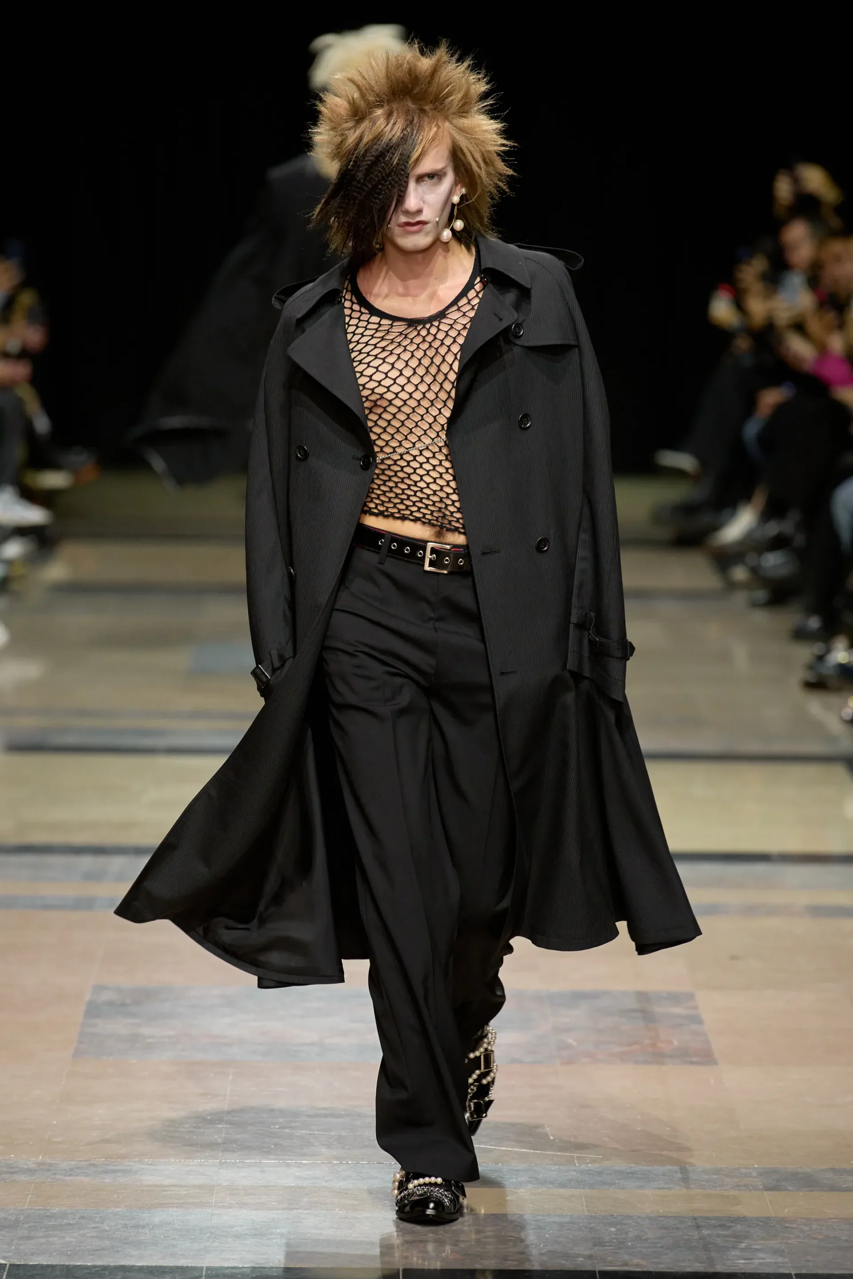 00047-junya-watanabe-spring-2023-ready-to-wear-credit-gorunway