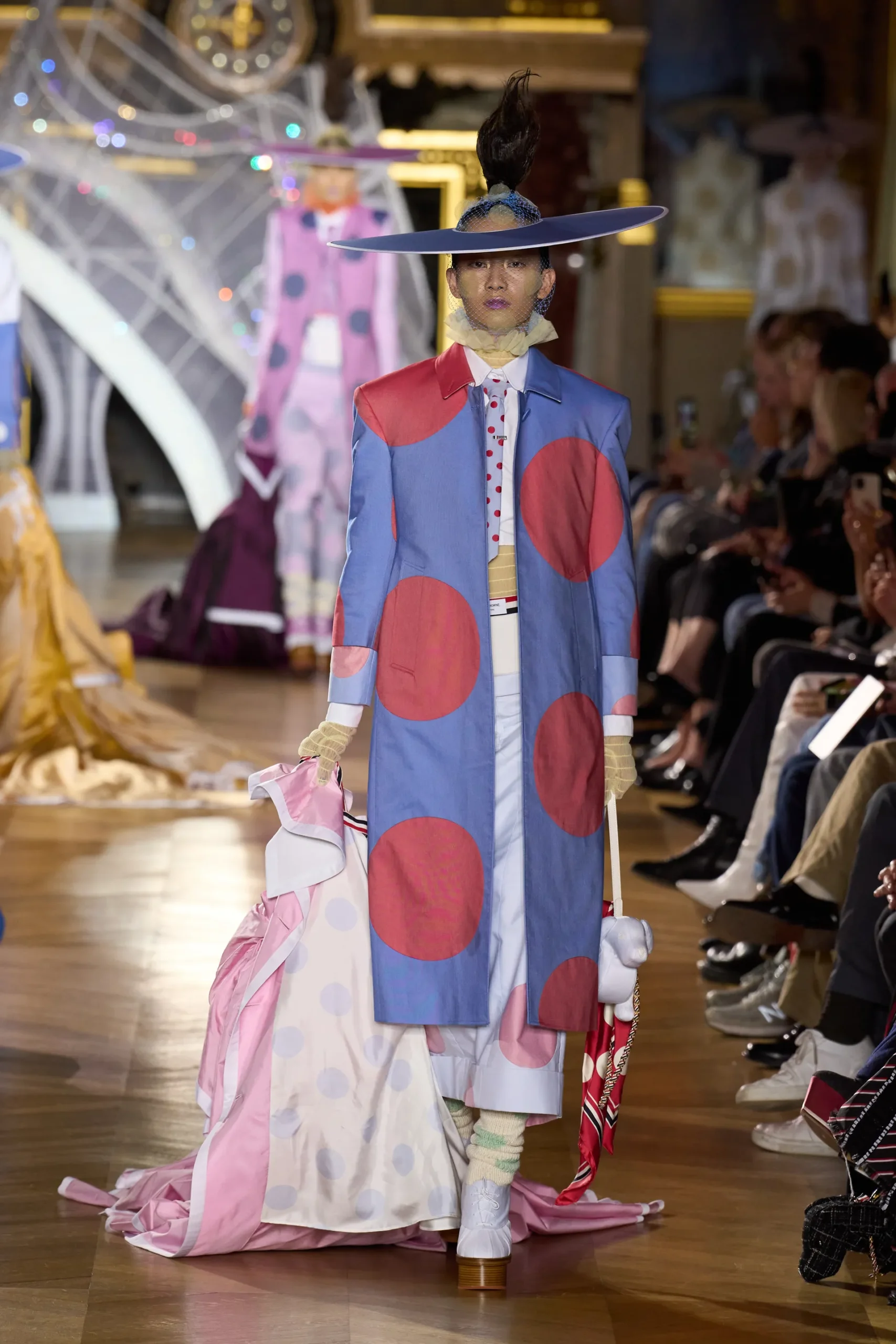 00048-thom-browne-spring-2023-ready-to-wear-credit-gorunway
