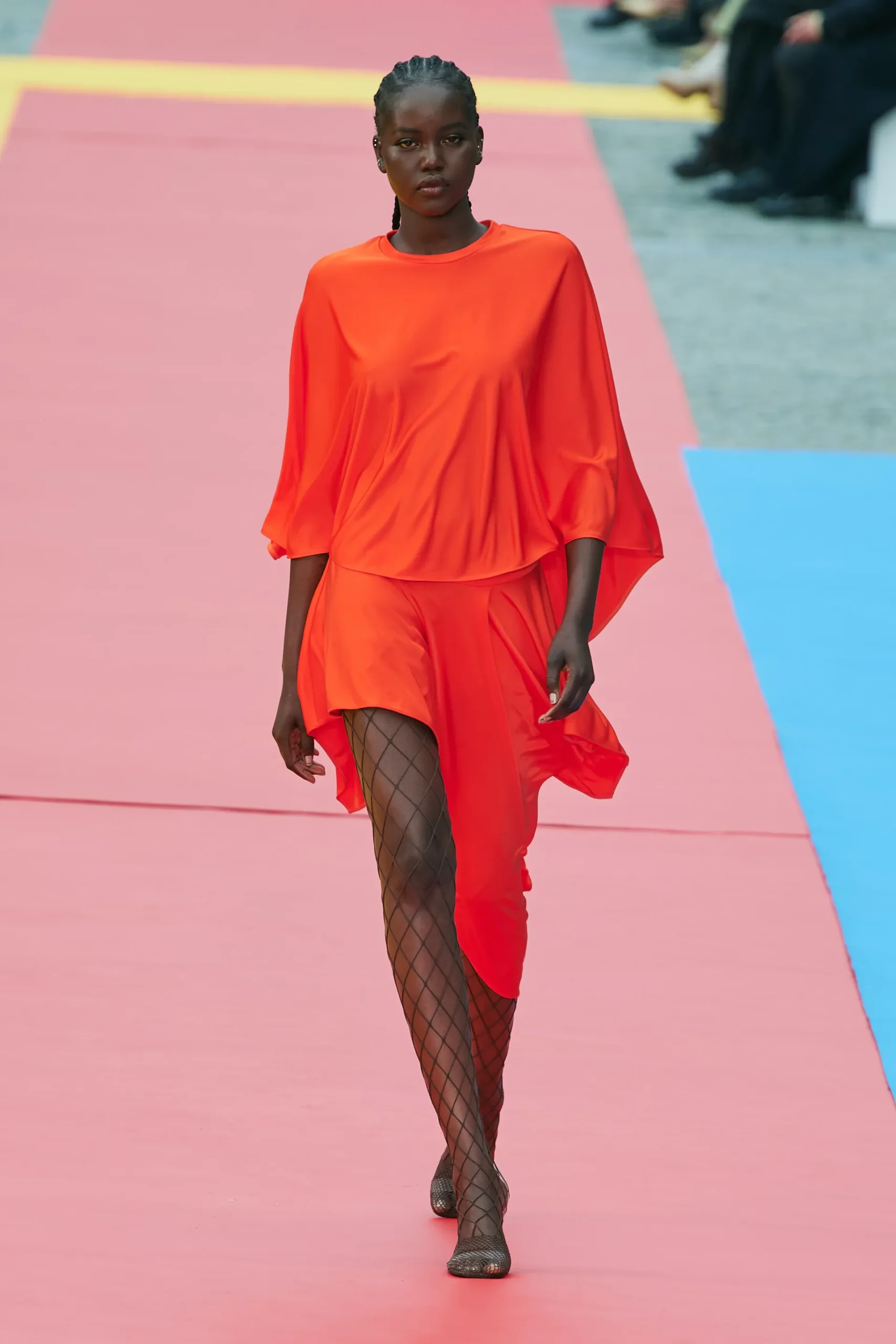 00049-stella-mccartney-spring-2023-ready-to-wear-credit-gorunway