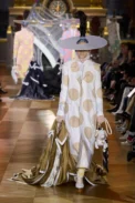 00050-thom-browne-spring-2023-ready-to-wear-credit-gorunway