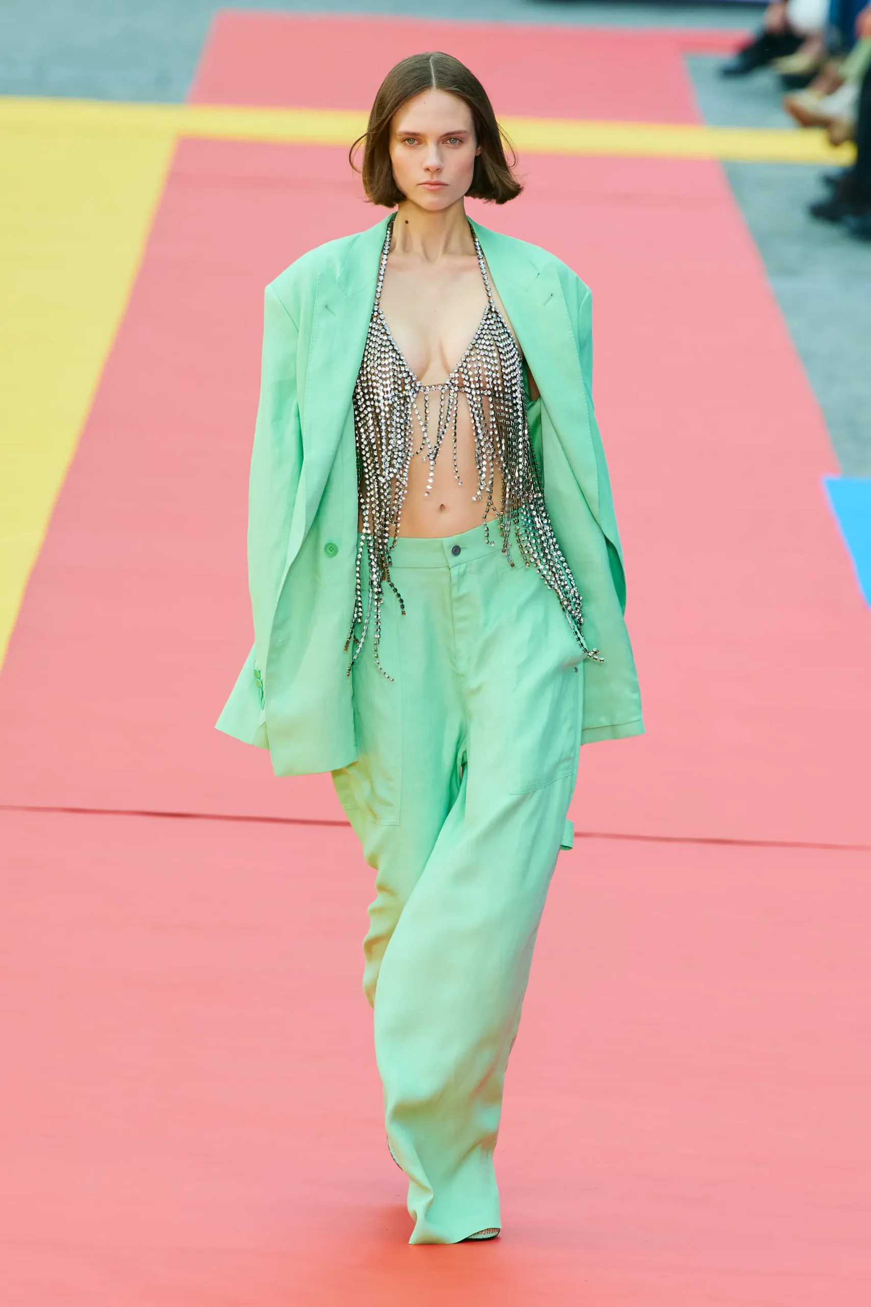 00052-stella-mccartney-spring-2023-ready-to-wear-credit-gorunway