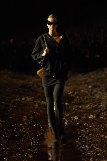 00053-balenciaga-spring-2023-ready-to-wear-credit-brand