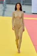 00053-stella-mccartney-spring-2023-ready-to-wear-credit-gorunway