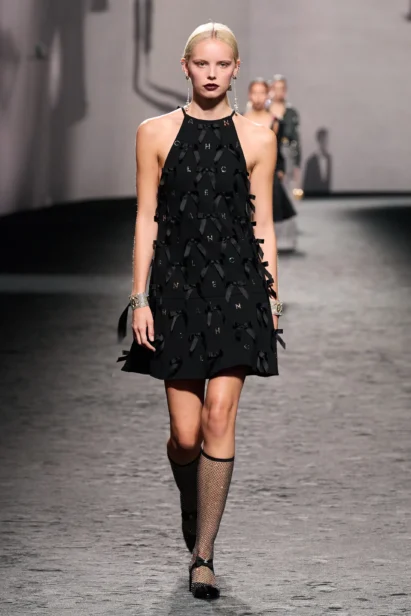 00058-chanel-spring-2023-ready-to-wear-credit-gorunway