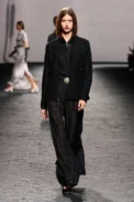 00060-chanel-spring-2023-ready-to-wear-credit-gorunway