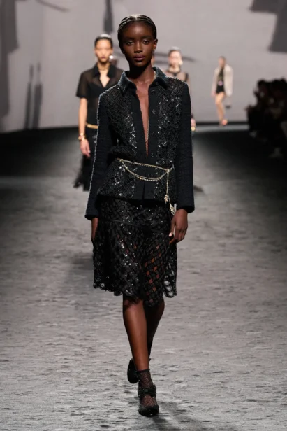 00061-chanel-spring-2023-ready-to-wear-credit-gorunway