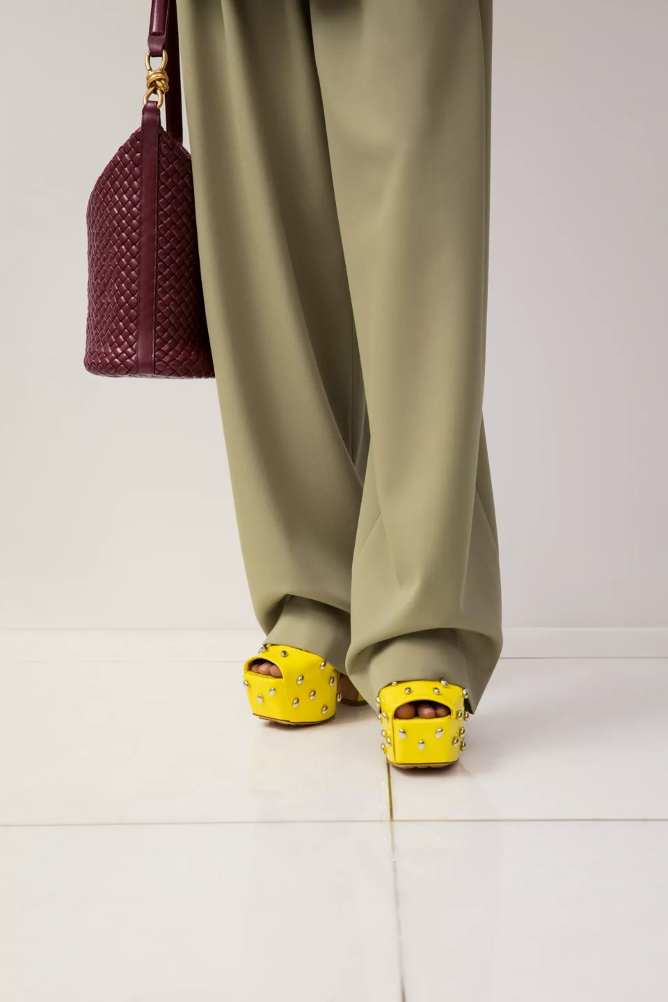 AnyConv.com__Bottega_Veneta_PS23_Vogue_016
