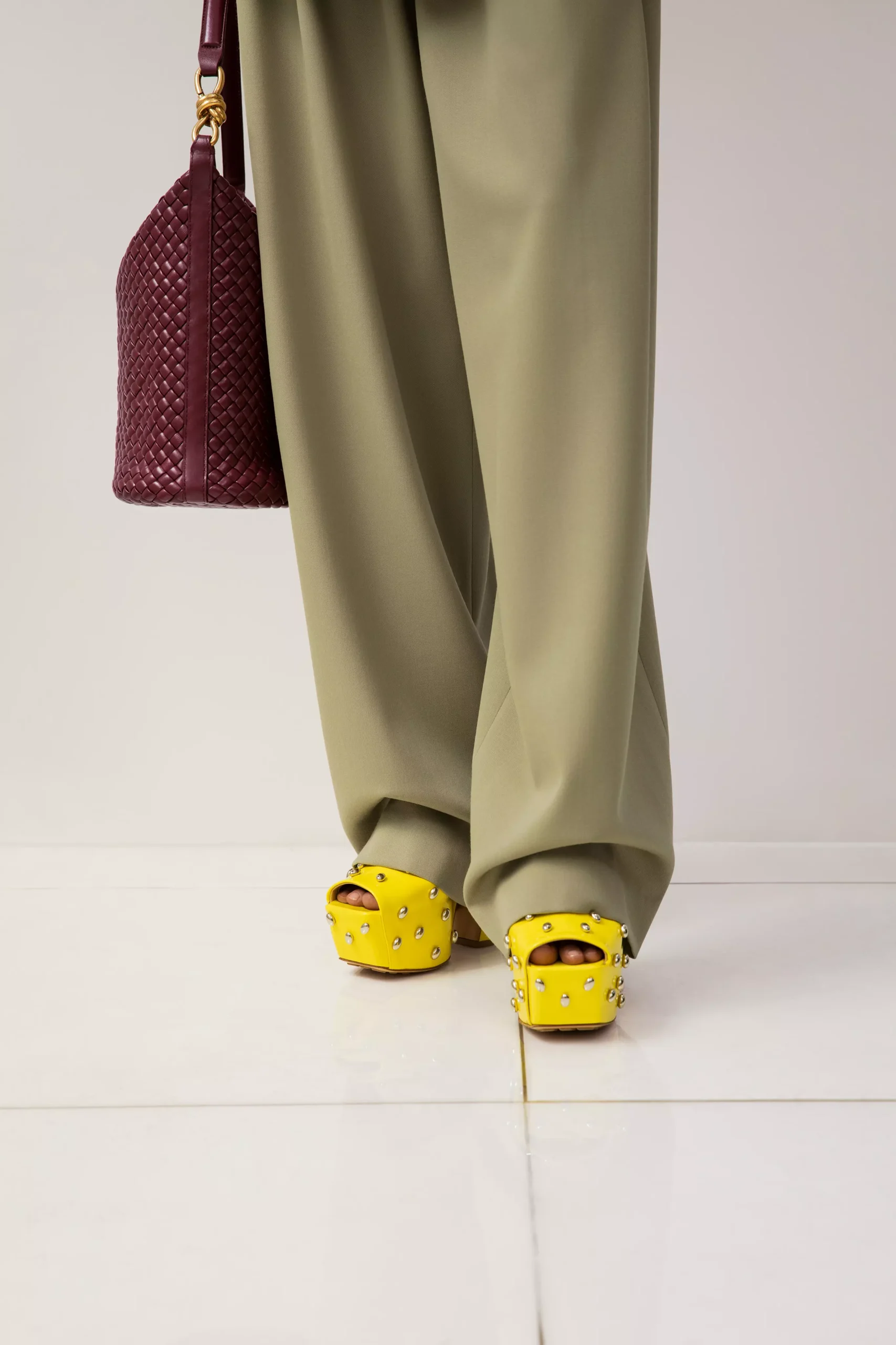 AnyConv.com__Bottega_Veneta_PS23_Vogue_016